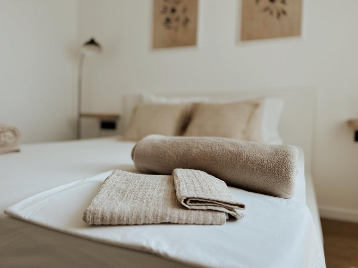 Apartman Dawn & Dusk - Modern Two Bedroom With Mountain Views