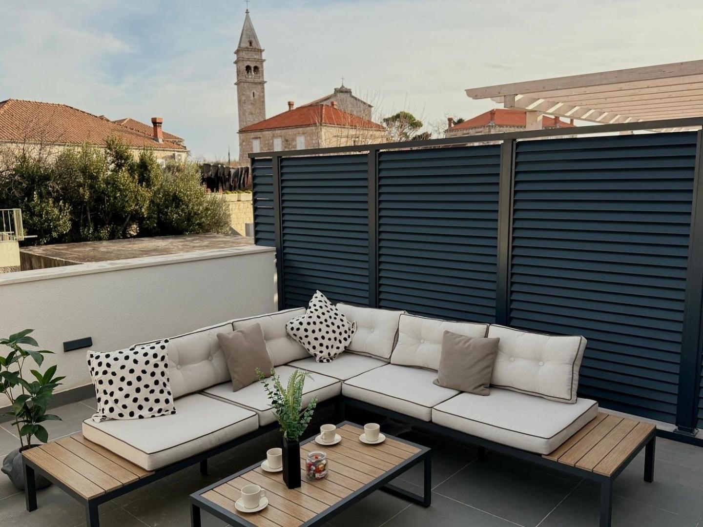 Apartman Dawn & Dusk - Modern Two Bedroom With Mountain Views Cilipi